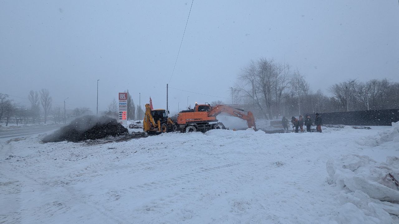 Отопление и горячую воду в Балакове отключили из-за аварии